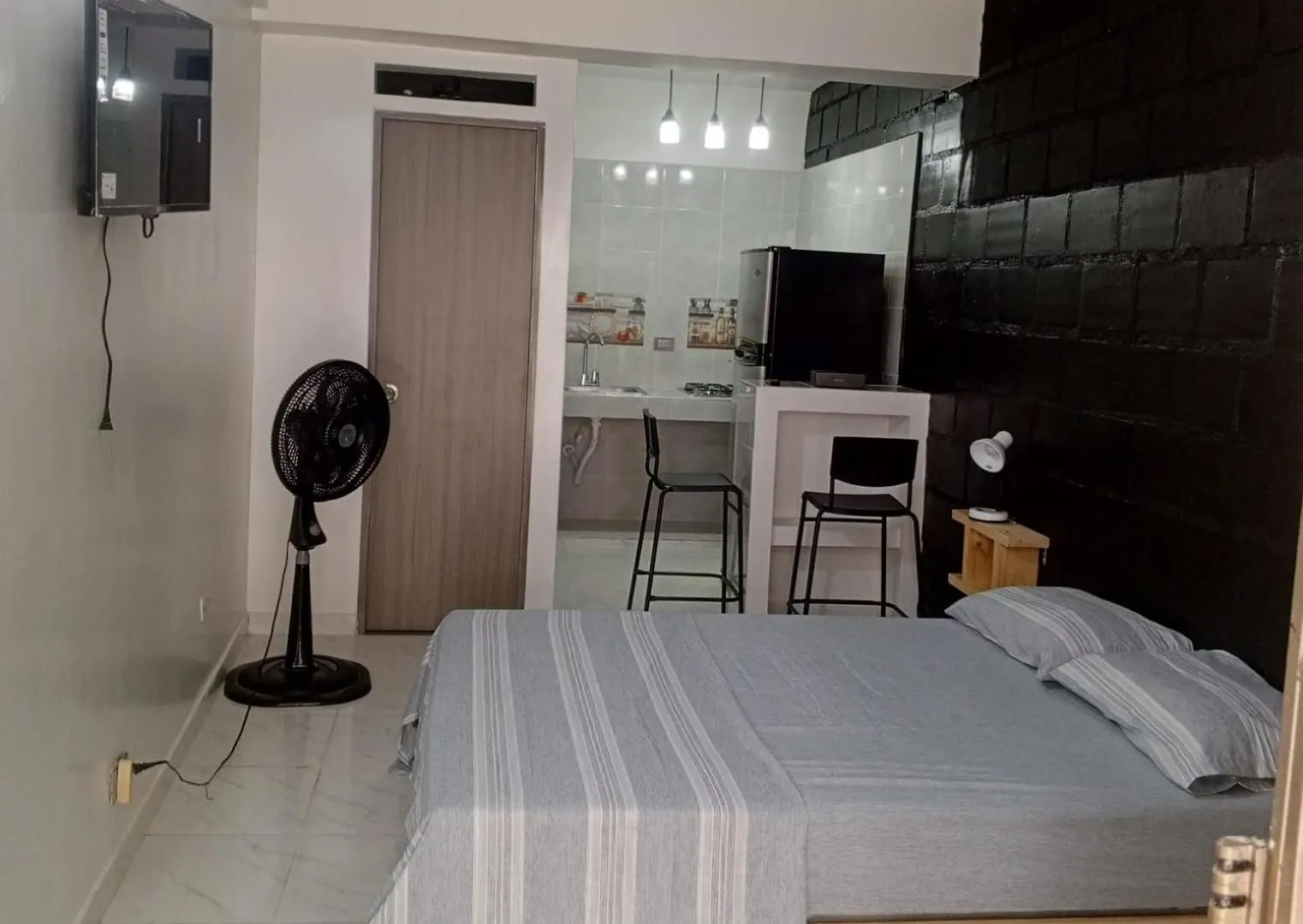 Apartaestudio Sur Central Independiente Apartment Cali